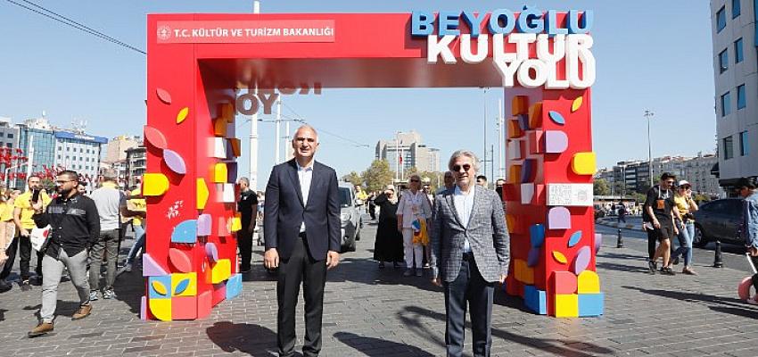 Beyoğlu Kültür Yolu Festivali 2500 fotoğrafçının katıldığı fotomaraton heyecanıyla başladı- Güncel Haberler