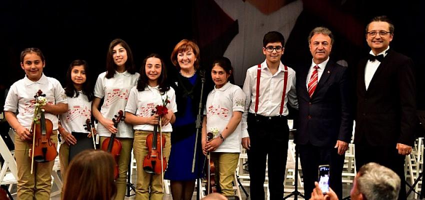 Bornovalı minik müzisyenler Cumhuriyet için çalacak- Güncel Haberler