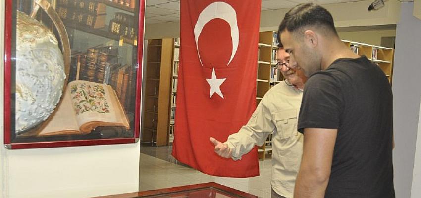 Ege’de “Cumhuriyet ve Atatürk Günleri Kitap Sergisi” açıldı- Güncel Haberler