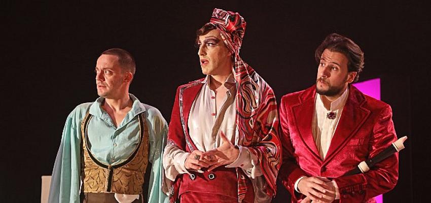 İBB Şehir Tiyatroları’ndan Bir Shakespeare Klasiği Hamlet- Güncel Haberler