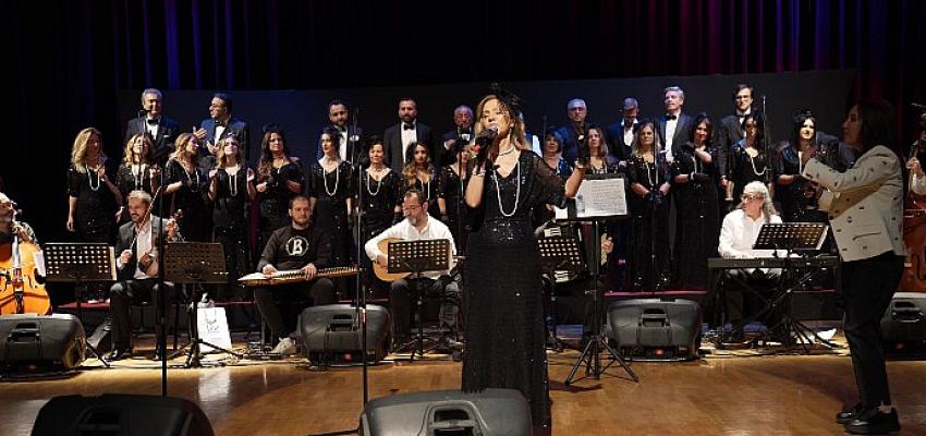 Liv Hospital Hekim ve Çalışanlarından Oluşan Liv Türk Müziği Korosu, “Tangolar ve Kantolar”la Sahnede- Güncel Haberler