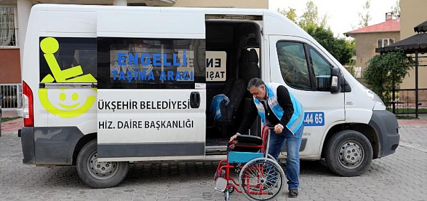 Van Büyükşehir Belediyesi Tekerlekli Sandalye Yardımlarını Sürdürüyor- Güncel Haberler