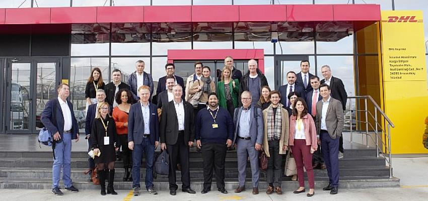 Alman basın mensupları ve fikir liderleri DHL Express Türkiye’nin İstanbul Havalimanı’ndaki operasyon merkezini ziyaret etti- Güncel Haberler