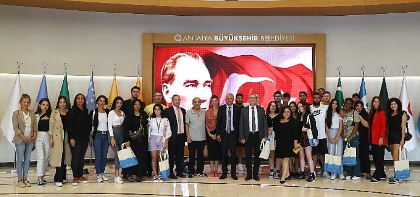 Antalya Büyükşehir Berlin’den gelen gençleri ağırladı- Güncel Haberler