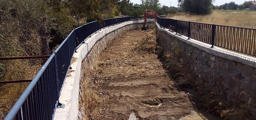 Menderes Belediyesi sel ve taşkınlara karşı çalışmalarını hızlandırdı- Güncel Haberler