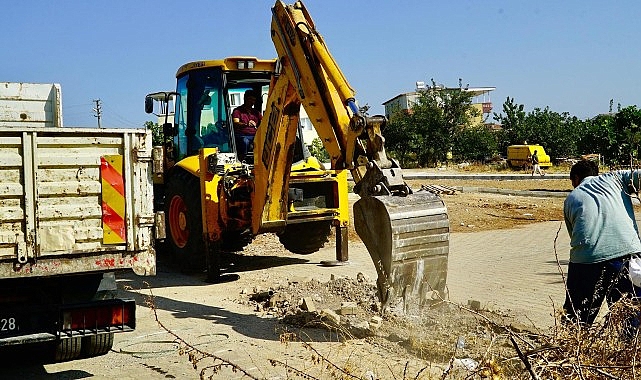 Didim Belediyesi Fen İşleri Müdürlüğü ekipleri tarafından sürdürülen yol yapım ve bakım çalışmaları tüm hızıyla devam ediyor- Güncel Haberler