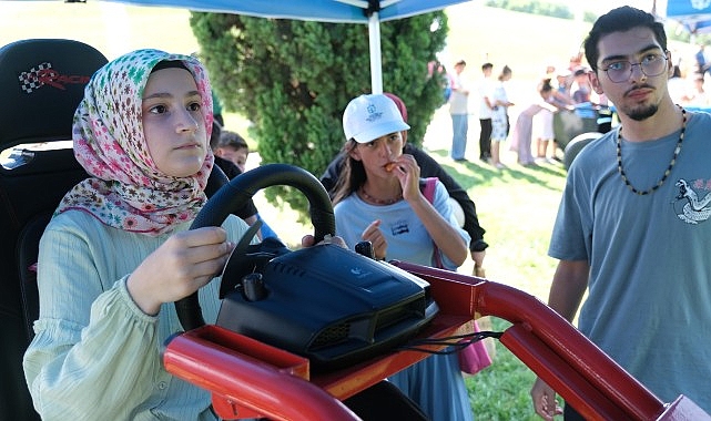 Kılavuz Gençlik’ten çocuklara muhteşem şenlik- Güncel Haberler