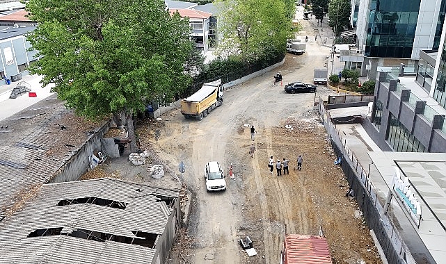 Zeytinburnu’nda Sokak ve Yol Yenileme Çalışmaları Devam Ediyor- Güncel Haberler