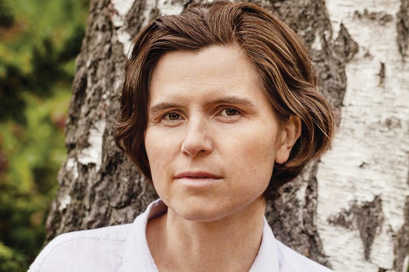 Judith Schalansky’nin  Dünya çapında ilgi gören romanı  Zürafanın boynu,  Yeni çevirisiyle yeniden  Ayrıntı’da!