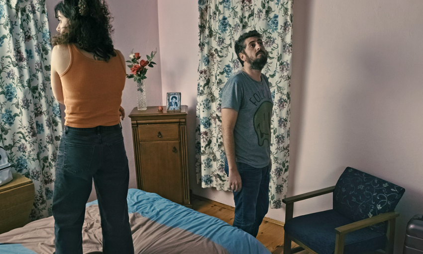 Keşfedilmeyi Bekleyen Bir Gizli Hazine:  Miraç Atabey’in Çıkış Filmi  Zamanımızın Bir Kahramanı  Mubi’de