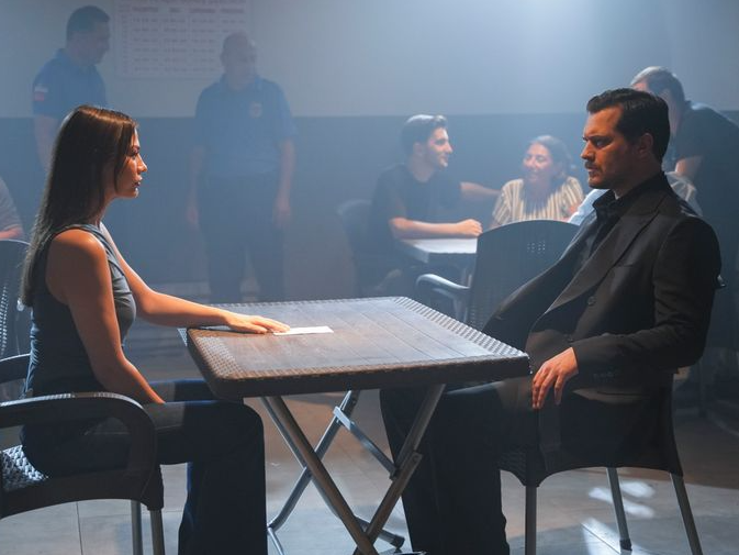 Eşref Rüyasını Buluyor!  Eşref Çarpıcı Gerçeklerle Yüzleşiyor