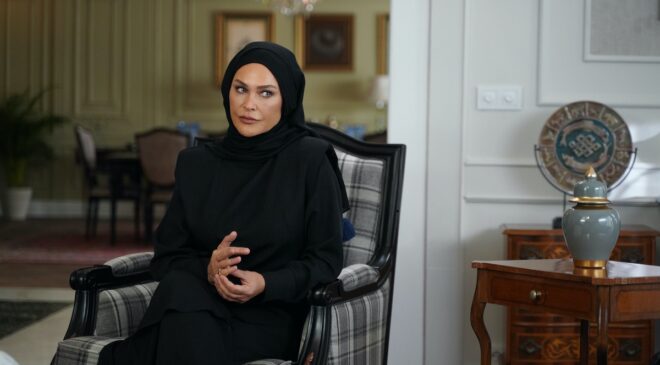 Aynı Yağmur Altında’nın En Dikkat Çeken Karakteri: Fazilet Aydan