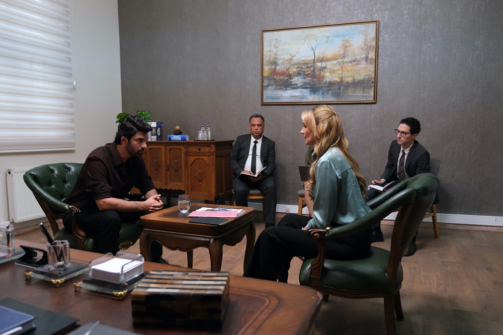 "Bereketli Topraklar 3. bölüm oyuncuları Adana’da dizideki mücadele sahnesinde"