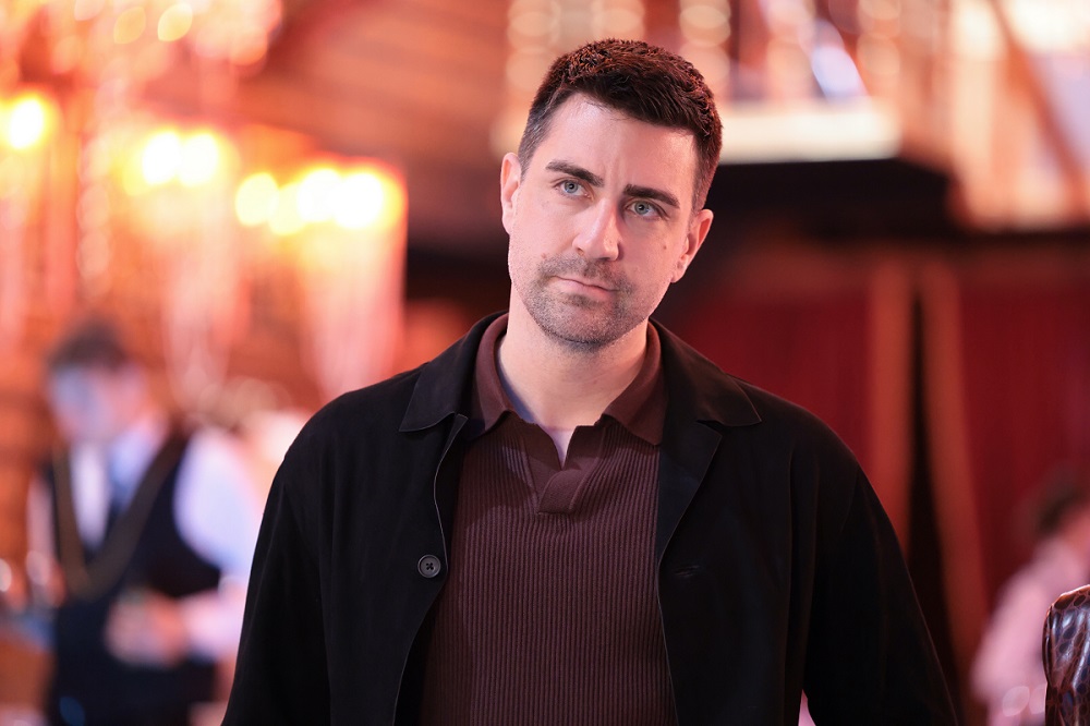 Çirkin’ için geri sayım başladı!  Star’ın yeni dizisi pazar günü izleyiciyle buluşmaya hazırlanıyor!