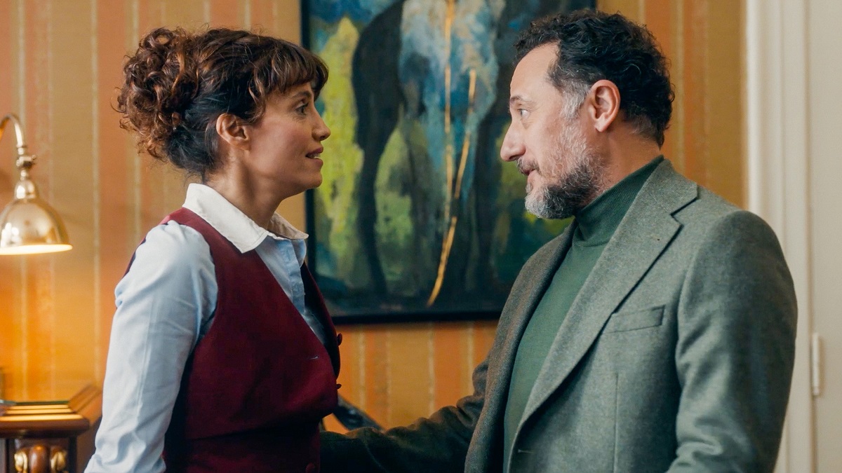 Hbo Original Dizisi Mira: Her Şey Yolundaymış Gibi Sekizinci Bölümüyle Yayında!