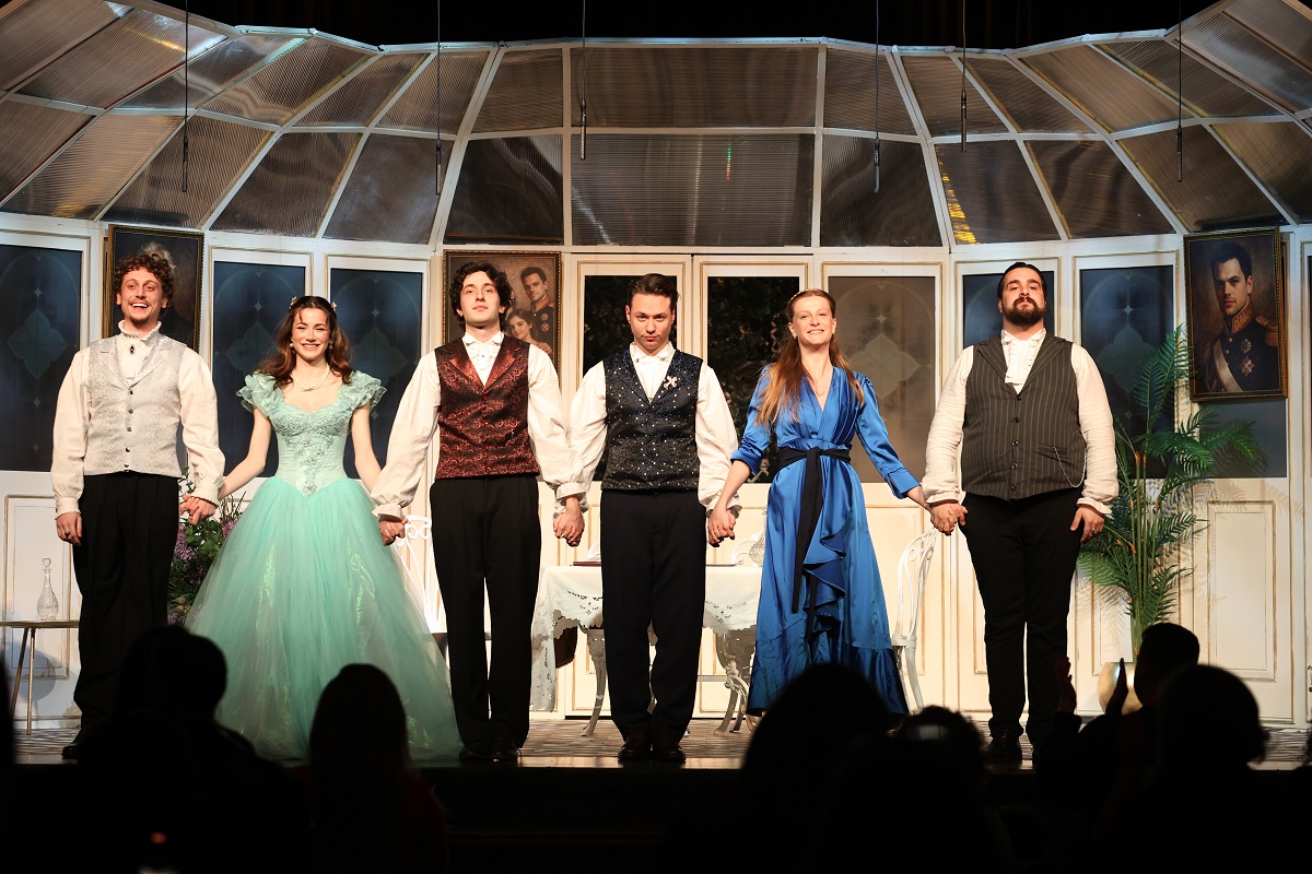 ‘Sevmek İçin Yaz’ 4 Nisan’da BKM’de Seyirciyle Buluşuyor!