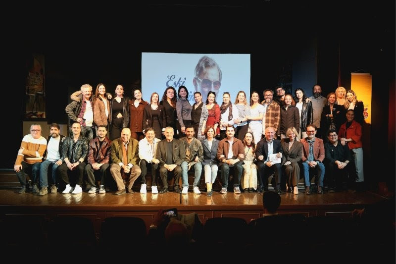 Eskişehir,  Dünya Tiyatro Günü’nde  Haldun Dormen’i  kendi sahnesiyle ve “Lüküs Hayat” ile selamladı!